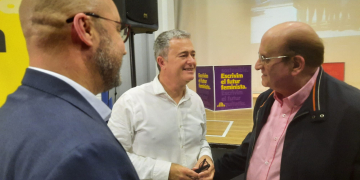 Jordi Gaseni presenta la llista d’ERC a l’Ametlla de Mar, que combina experiència i joventut