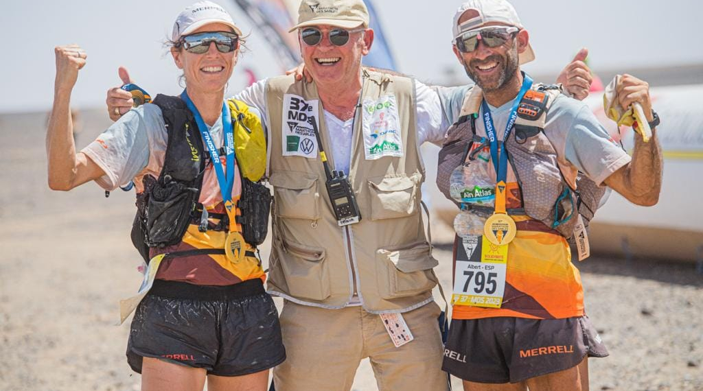 Albert Giné i Ragna Debats completen la Marató de Sables, després d’un esforç titànic