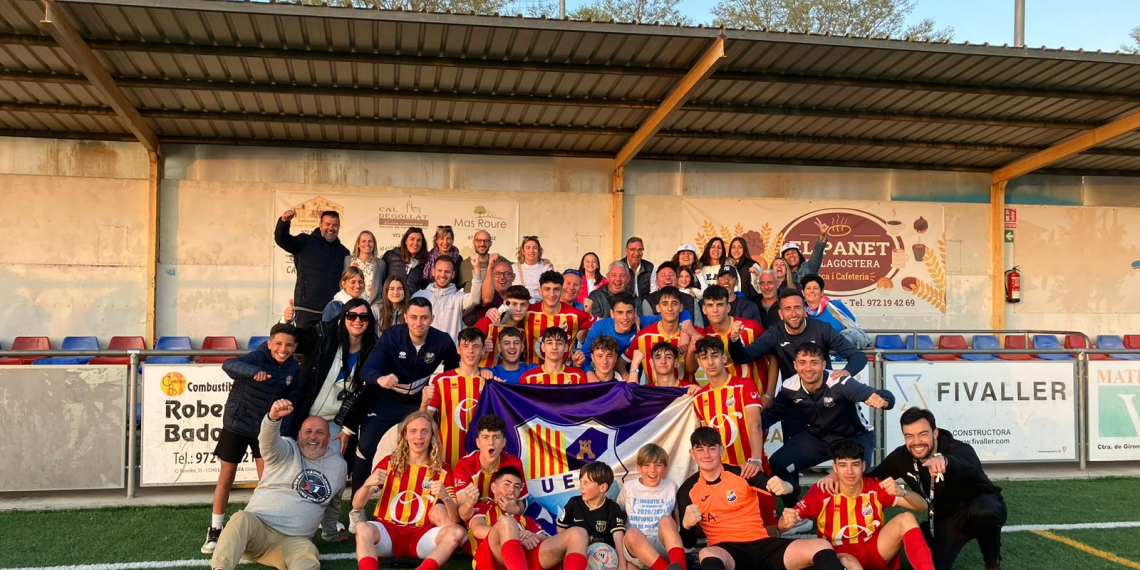 El cadet A de la UE Rapitenca realitza un bon MIC i cau (3-0) a quarts contra l’Espanyol