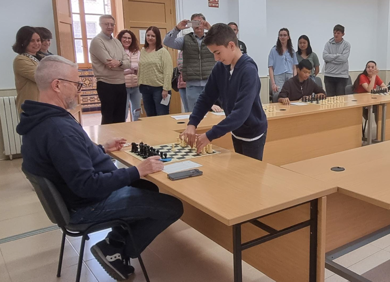 El tortosí Xavier Mompel, del Club Escacs Valls, ja és Mestre Català amb només 12 anys