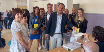 Els diferents candidats de les Terres de l’Ebre voten als seus respectius municipis