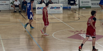 El CB Cantaires-Tortosa supera (76-68) el Cambrils i certifica la permanència a la Segona Catalana