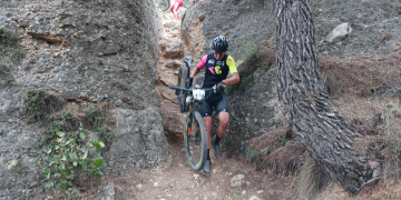 Pau Romero i Pilar Fernández guanyen la Garnatxa Bike Race Marathon
