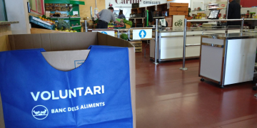 Nova recollida d’aliments a Tortosa, sobretot d’oli i llet