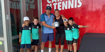 L’equip benjamí masculí del CE Johnny Montañés guanya la Lliga Catalana