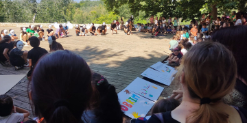 L’Escola Sant Llàtzer desperta l’esperit crític dels alumnes amb el programa ‘Construïm relats’
