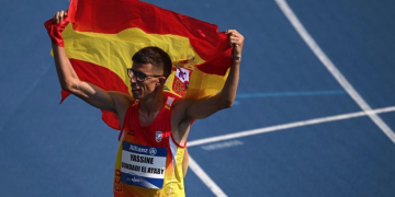 Yassine Ouhdadi guanya l’or als 5000 metres del Mundial i guanya el bitllet per als Jocs Paralímpics de París