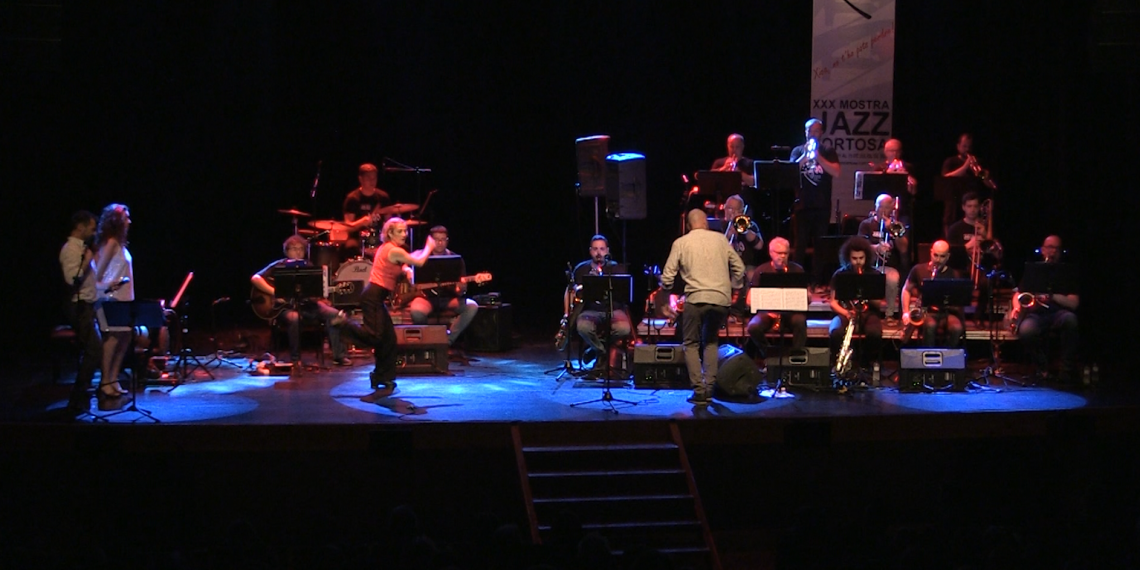 La Tortosa Big Band i la ballarina Marta Viladrich tanquen la XXX Mostra de Jazz Tortosa