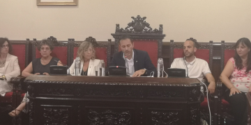 Les abstencions de Junts per Tortosa i la CUP bloquegen el prèstec per pagar la Clínica Terres de l’Ebre