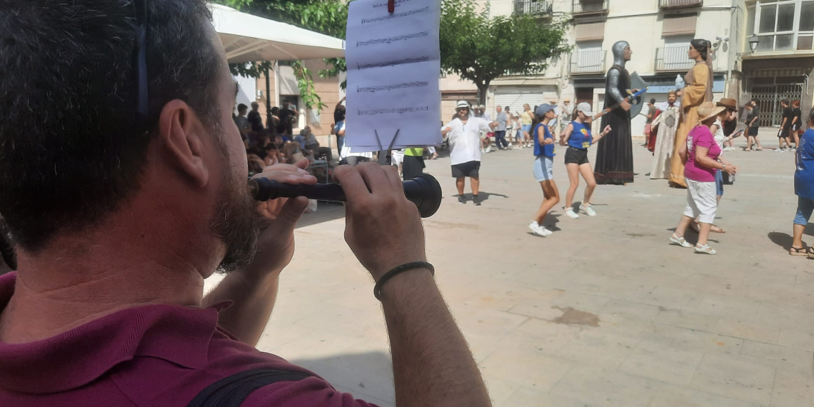 El ‘Ball de Coques’ tanca el festival Ebrefolk a Móra d’Ebre