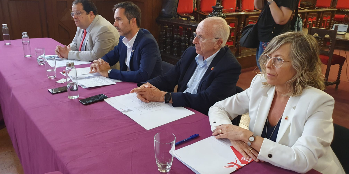 Joan Ignasi Elena assegura que Tortosa és una ciutat segura i es compromet a reforçar els mitjans policials