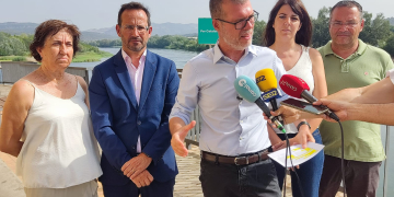 Junts demana aturar la línia de molt alta tensió a les Terres de l’Ebre