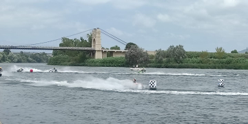 El rapitenc David Rodríguez guanya la prova de motonàutica d’Amposta en Runabout GP0