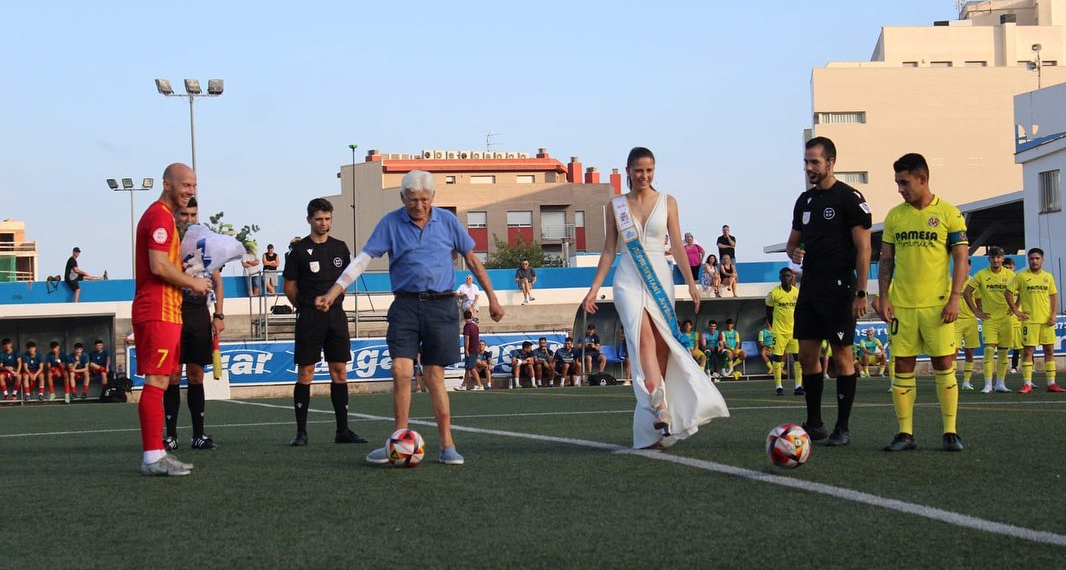 La UE Rapitenca presenta la plantilla per la nova temporada amb l’objectiu de ‘no patir tant’