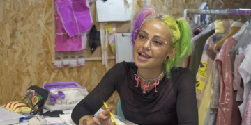 L’aldeana Karme Martínez impulsa en una col·lecció inspirada en els flamencs del Delta