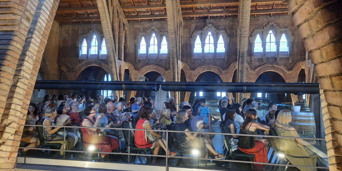 Fem una Ullada: 8a edició de Divendres Divins al Pinell de Brai