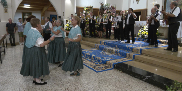 Ofrena en honor al Patró Sant Roc per la Festa Major de Deltebre