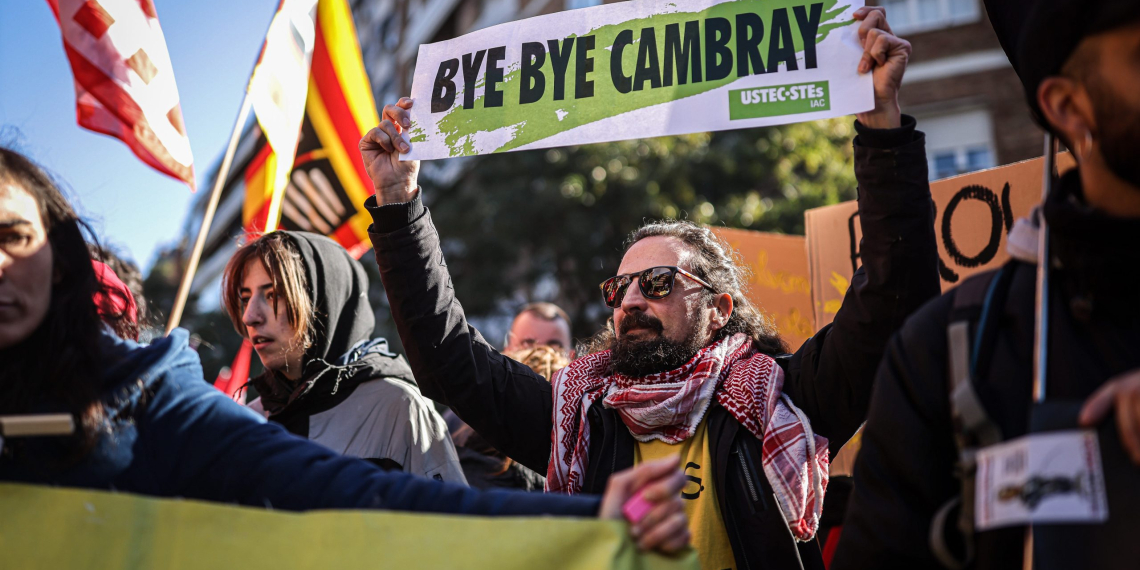 USTEC crida a la vaga el 6 de setembre per reclamar la reversió de la retallades