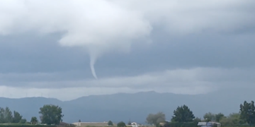 Així és el tornado que s’ha pogut veure aquest matí a les Terres de l’Ebre