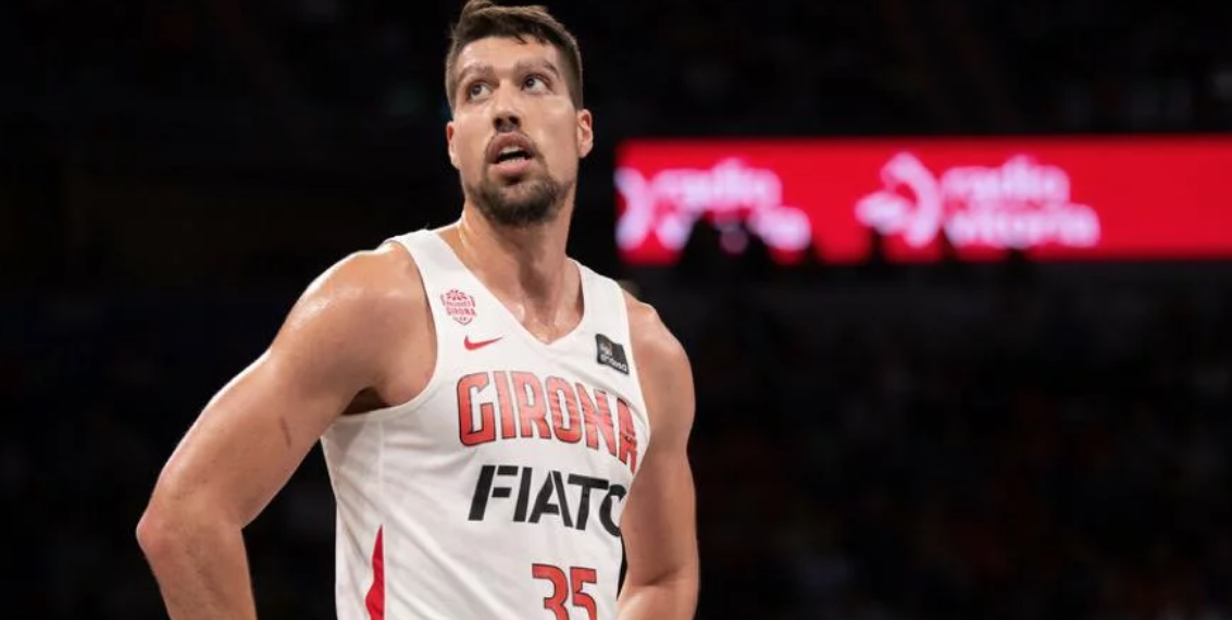 Jaume Sorolla i el Bàsquet Girona disputen l’últim amistós abans de començar l’ACB