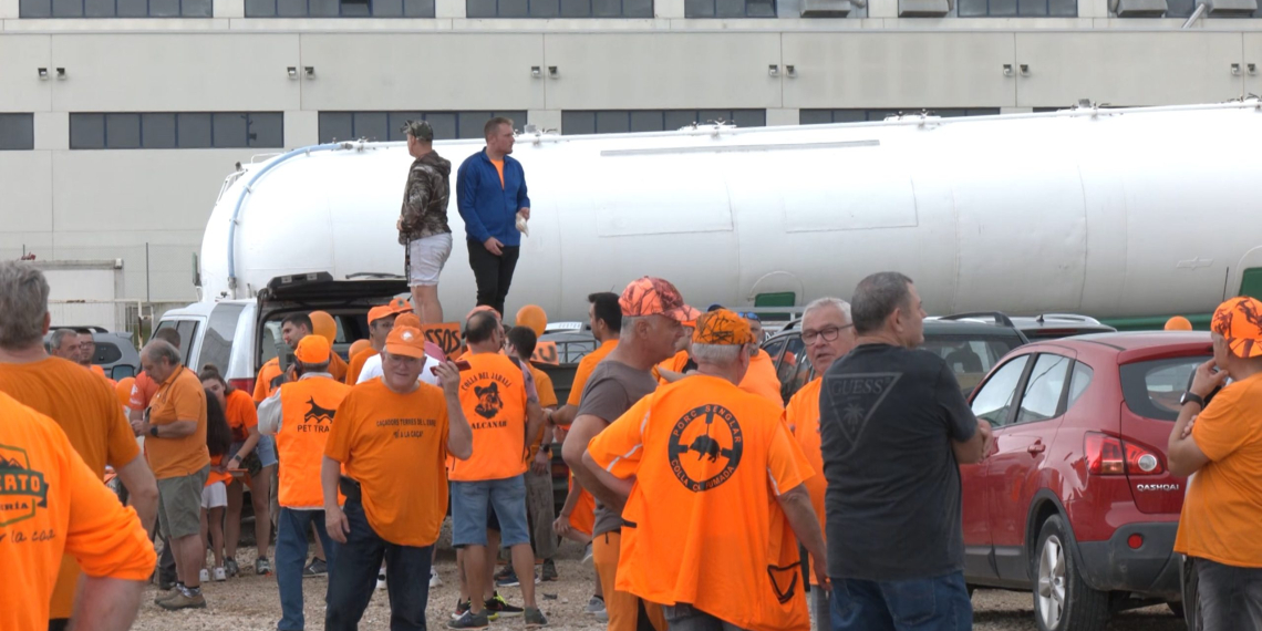 Marxa lenta amb 300 vehicles per l’eix de l’Ebre, contra la normativa de gosseres esportives