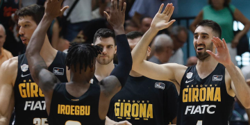 El tortosí Jaume Sorolla col·labora en la victòria del Bàsquet Girona a la pista del València Bàsquet