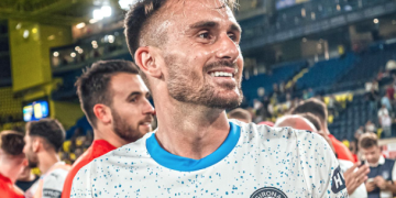 El Girona d’Aleix Garcia lidera la Primera Divisió, després del triomf (1-2) a Vila-real