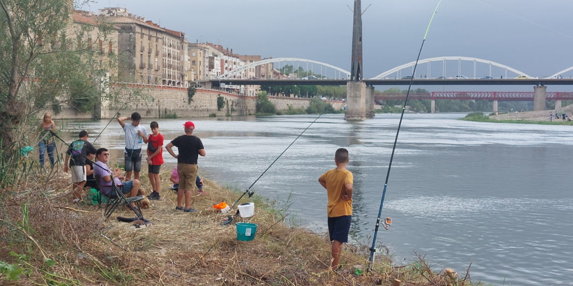 Kike Martí domina la primera categoria del Concurs Infantil de Pesca de Festes de la Cinta