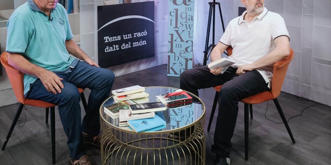 Emili Bayo, a Tens Un Racó Dalt del Món