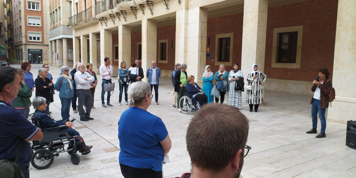 Minut de silenci a Tortosa en contra dels atacs ‘indiscriminats’ d’Israel a Palestina