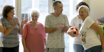 Una escola per cuidar dels que més cura tenen del seu voltant