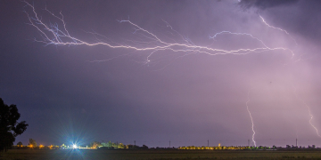 El llamp més llarg de Catalunya de l’última dècada va caure al delta de l’Ebre al setembre