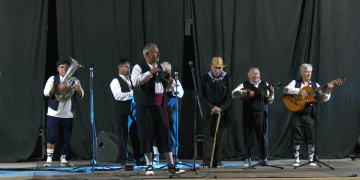 Orígens 2023. Nit de ronda, amb la participació de diferents rondalles de les Terres de l’Ebre