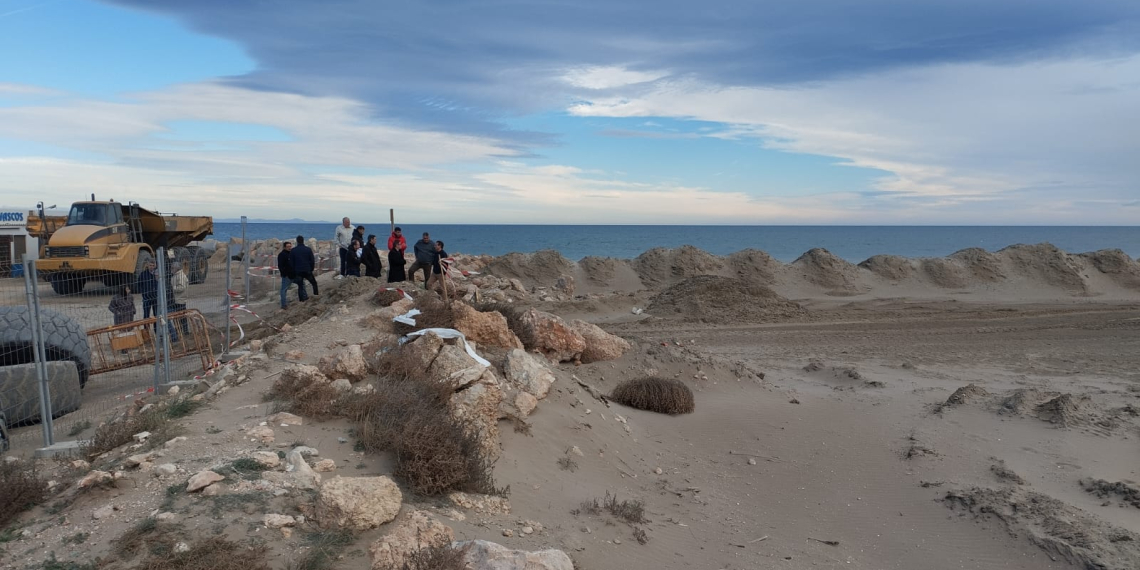 Costes finalitza la reubicació de 317.000 metres cúbics de sorra al delta de l’Ebre