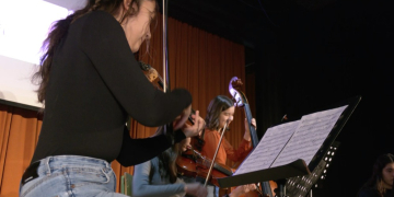 El conservatori de Tortosa apropa la música als alumnes de l’institut Dertosa