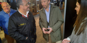 Alejandro Fernández (PP) visita la 36a Festa del Vi de Gandesa