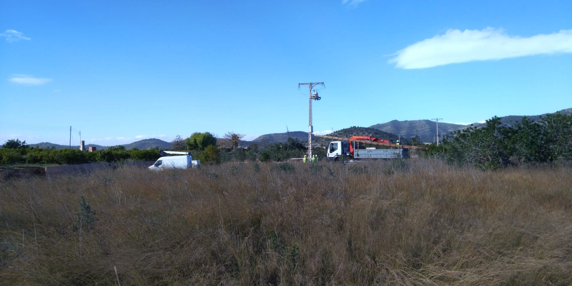 Endesa estén una línia subterrània a Alcanar, més resistent als temporals