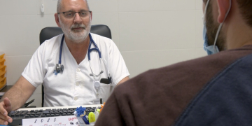 S’estabilitza el nombre d’infeccions per VIH a Catalunya, amb 280 pacients a l’Ebre