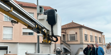 Instal·len les primeres càmeres de videovigilància als accessos d’Amposta