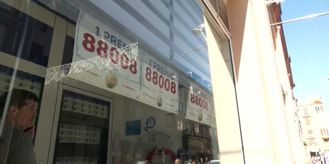 La grossa de Nadal reparteix la sort a Tortosa i Horta de Sant Joan