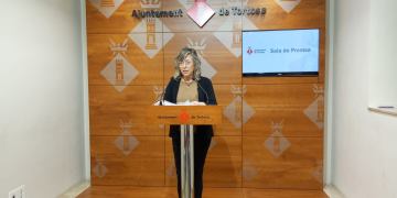 Tortosa se suma a l’encesa de torres pels drets humans amb la mirada posada en la memòria històrica 