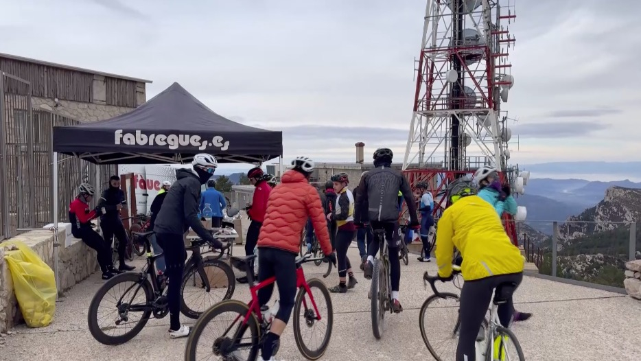 Més de 70 ciclistes participen en la final d’any a Mont Caro d’Ebrecycling