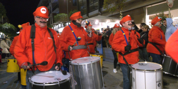 La ciutat d’Amposta i Super Mario Bros reben Ses Majestats els Reis d’Orient