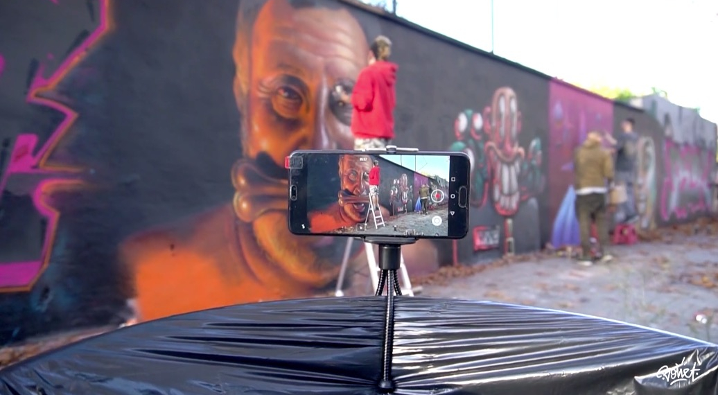 Albert Bonet: ‘Intento fer un mix amb Pop Art, espais que freqüento i crítica social’