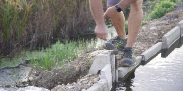 Acció Climàtica estudia el transport de sediments pels canals de reg del Delta