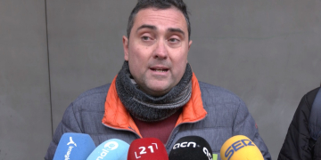 El sindicat USTEC reclama des de Tortosa ‘voluntat política’ a la consellera Simó