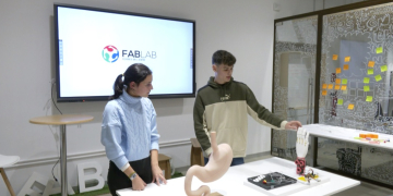 El FabLab tutoritza una vintena de treballs de recerca d’estudiants de l’Ebre