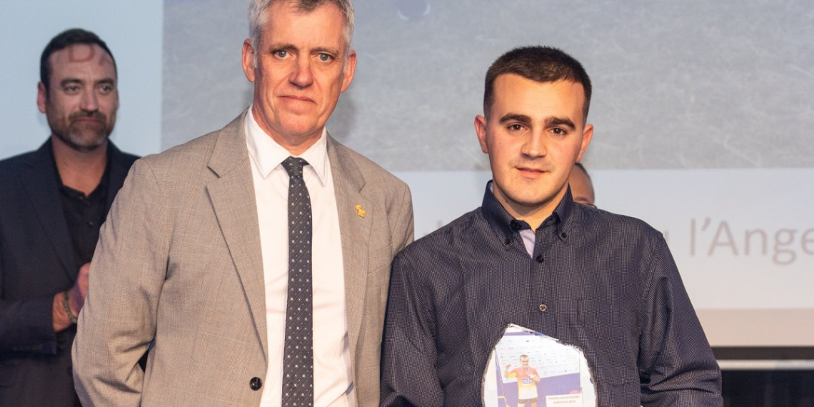 David Picot, del Club Esportiu Àngel Apasa, guanya el Premi Esports 2023 a la Gala de l’Esport d’Amposta