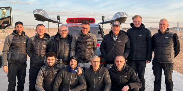 Joan Sebastià Navarro, enginyer de l’equip de Carlos Sainz, peça clau en la seua victòria al Dakar