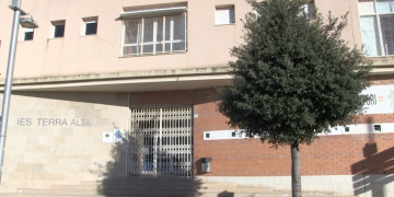 L’Institut Terra Alta condemna l’agressió d’un exalumne a un professor del centre
